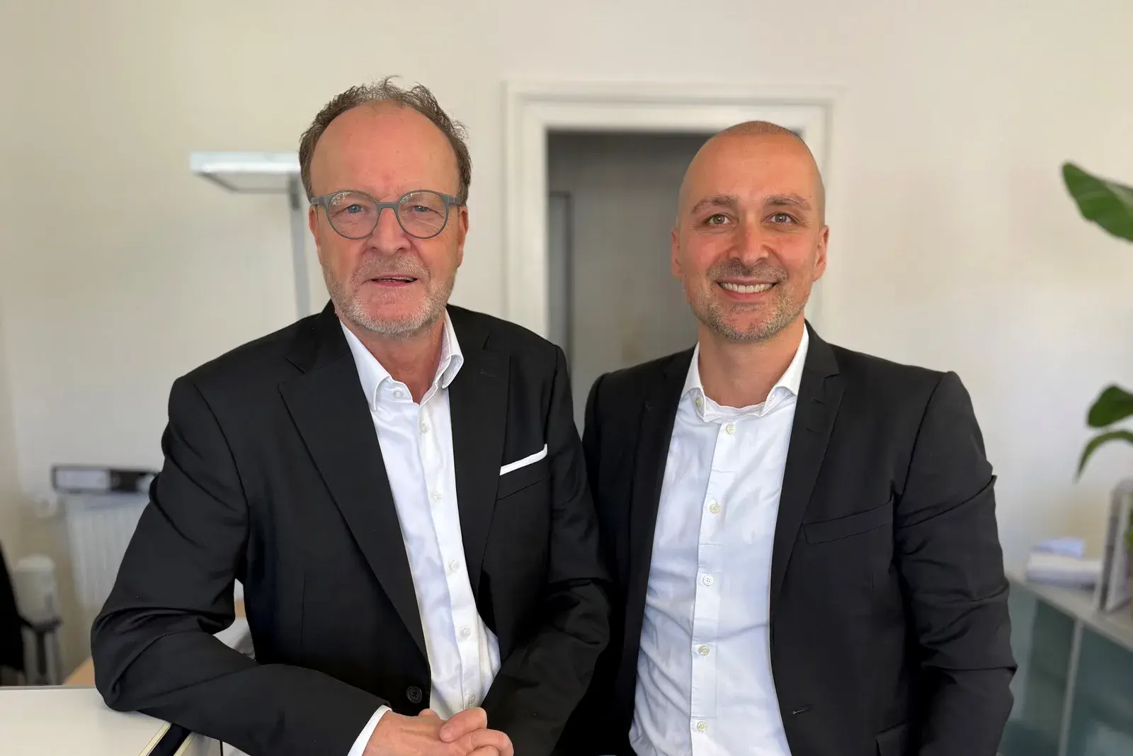 Jörg Michael und Akin Mec — die beiden Gesellschafter und Geschäftsführer im Verbund